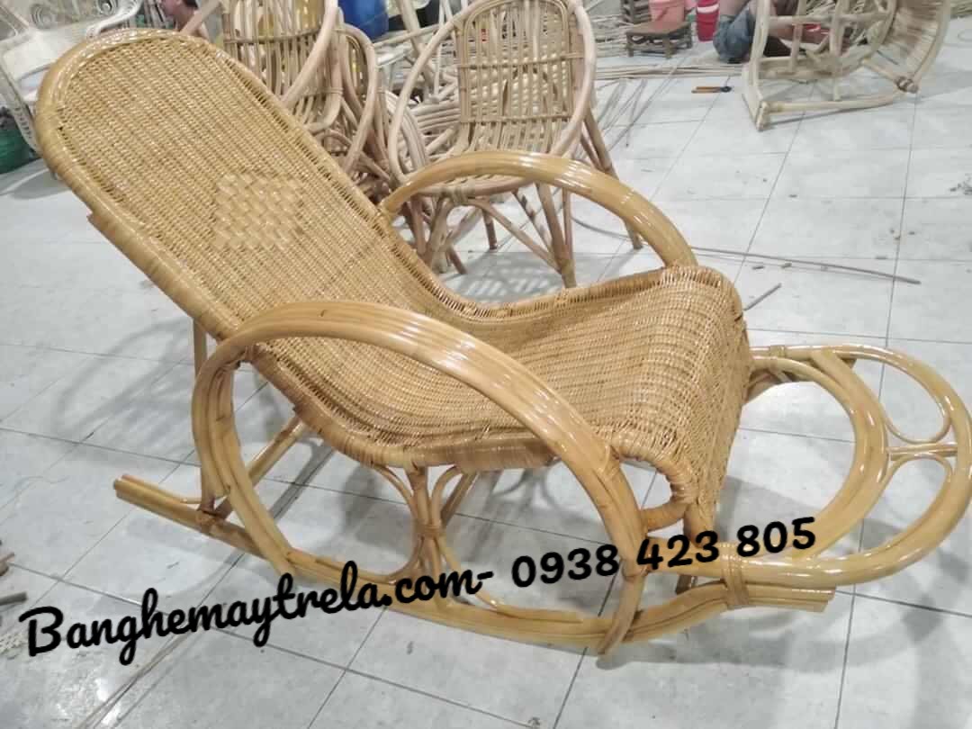 Ghế thư giãn bập bênh mây đan kín